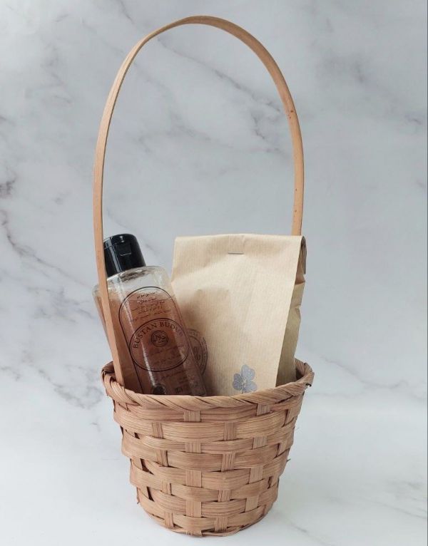 Mini basket with long handle wood color No. 8